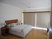 Main Bedroom - 29 square meters of property in Princes Grant Golf Club