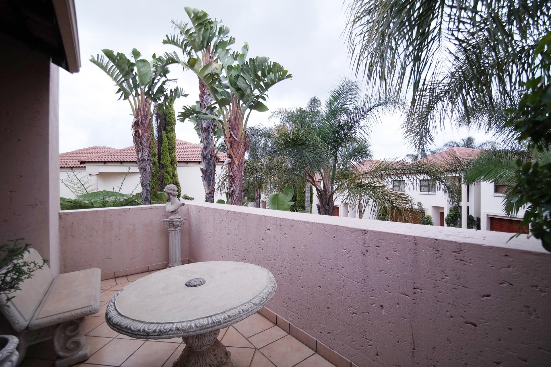 Spaces - 15 square meters of property in Woodhill Golf Estate