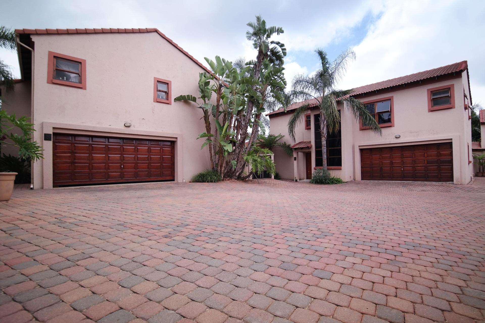 Front View of property in Woodhill Golf Estate