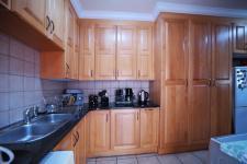Kitchen - 15 square meters of property in Woodhill Golf Estate