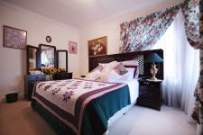 Bed Room 2 - 15 square meters of property in Woodhill Golf Estate