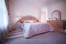 Main Bedroom - 25 square meters of property in Woodhill Golf Estate