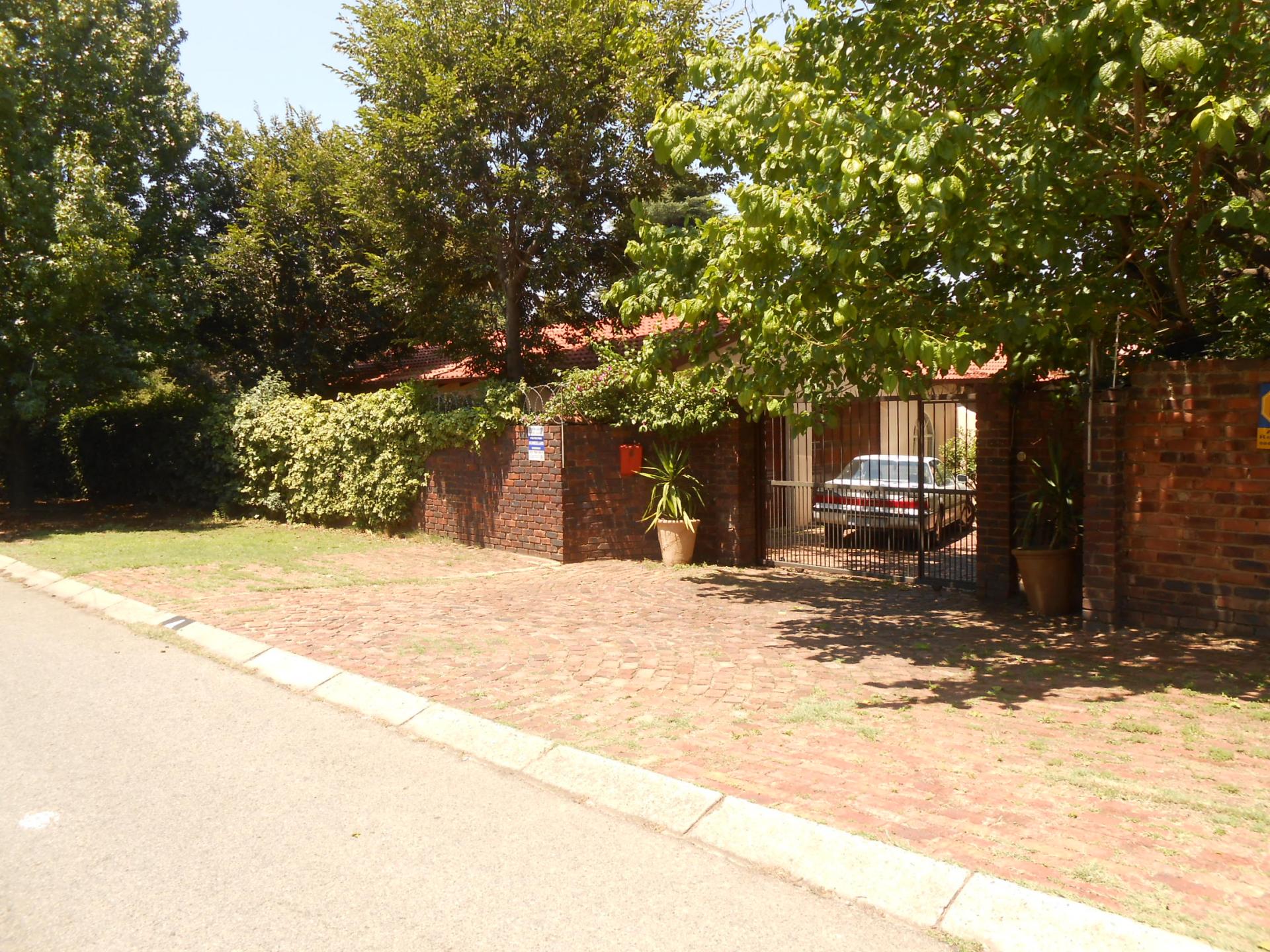 Front View of property in Randburg