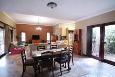 Dining Room - 24 square meters of property in The Wilds Estate