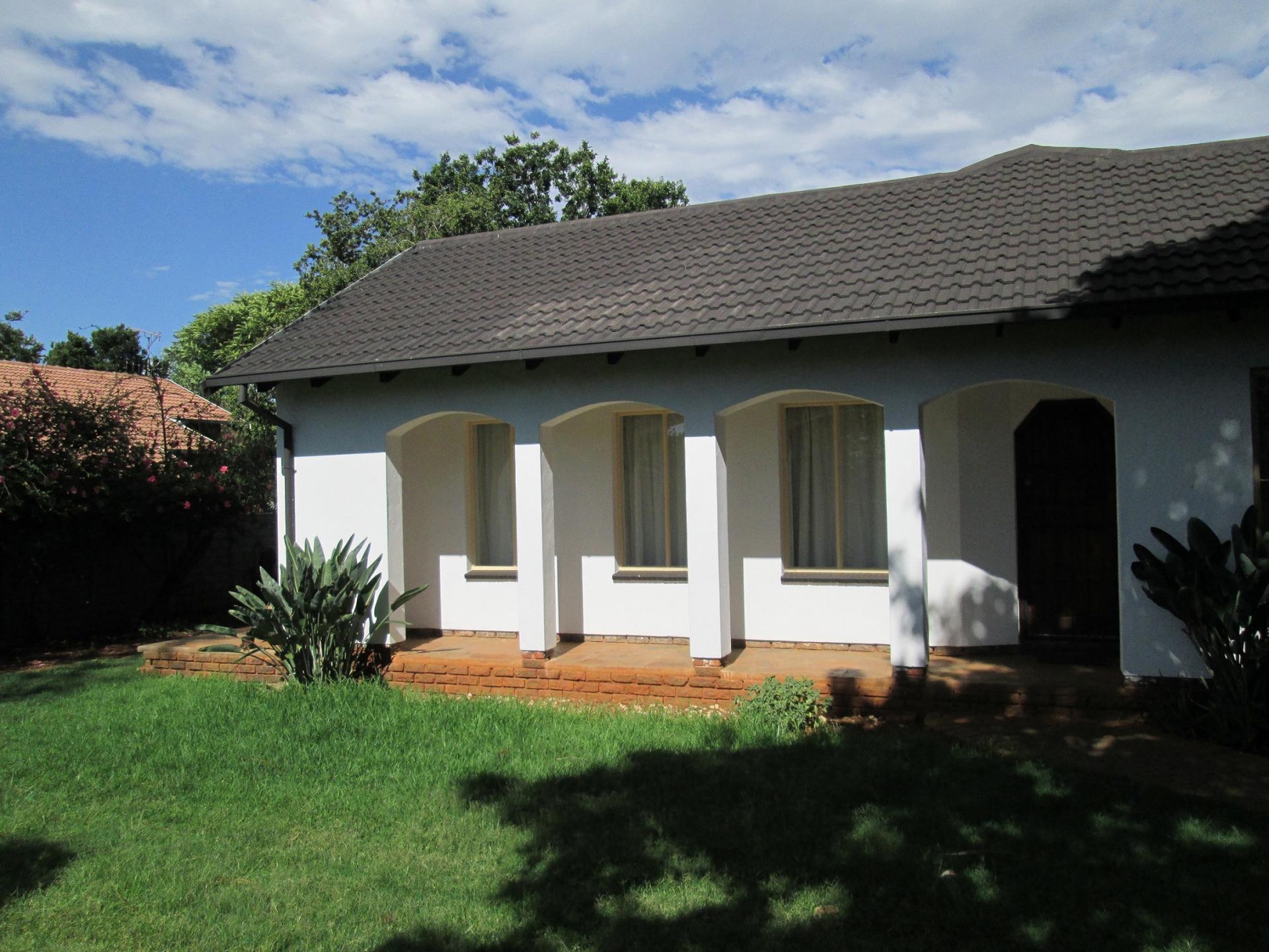 Front View of property in The Orchards