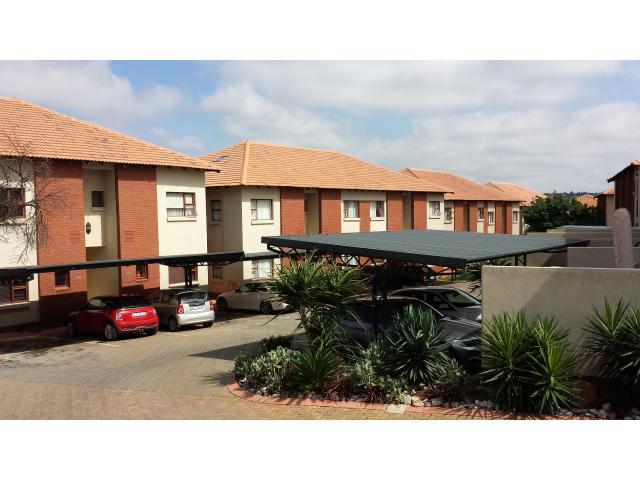 2 Bedroom Sectional Title for Sale and to Rent For Sale in Moreletapark - Home Sell - MR120866