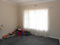 Dining Room - 13 square meters of property in Dalpark