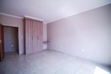 Bed Room 2 - 21 square meters of property in Willow Acres Estate