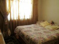 Bed Room 1 - 19 square meters of property in Lenasia South