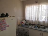 Kitchen - 13 square meters of property in Lenasia South