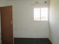 Main Bedroom - 19 square meters of property in Lenasia South