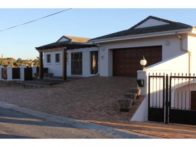 3 Bedroom House for Sale For Sale in Mossel Bay - Private Sale - MR121042