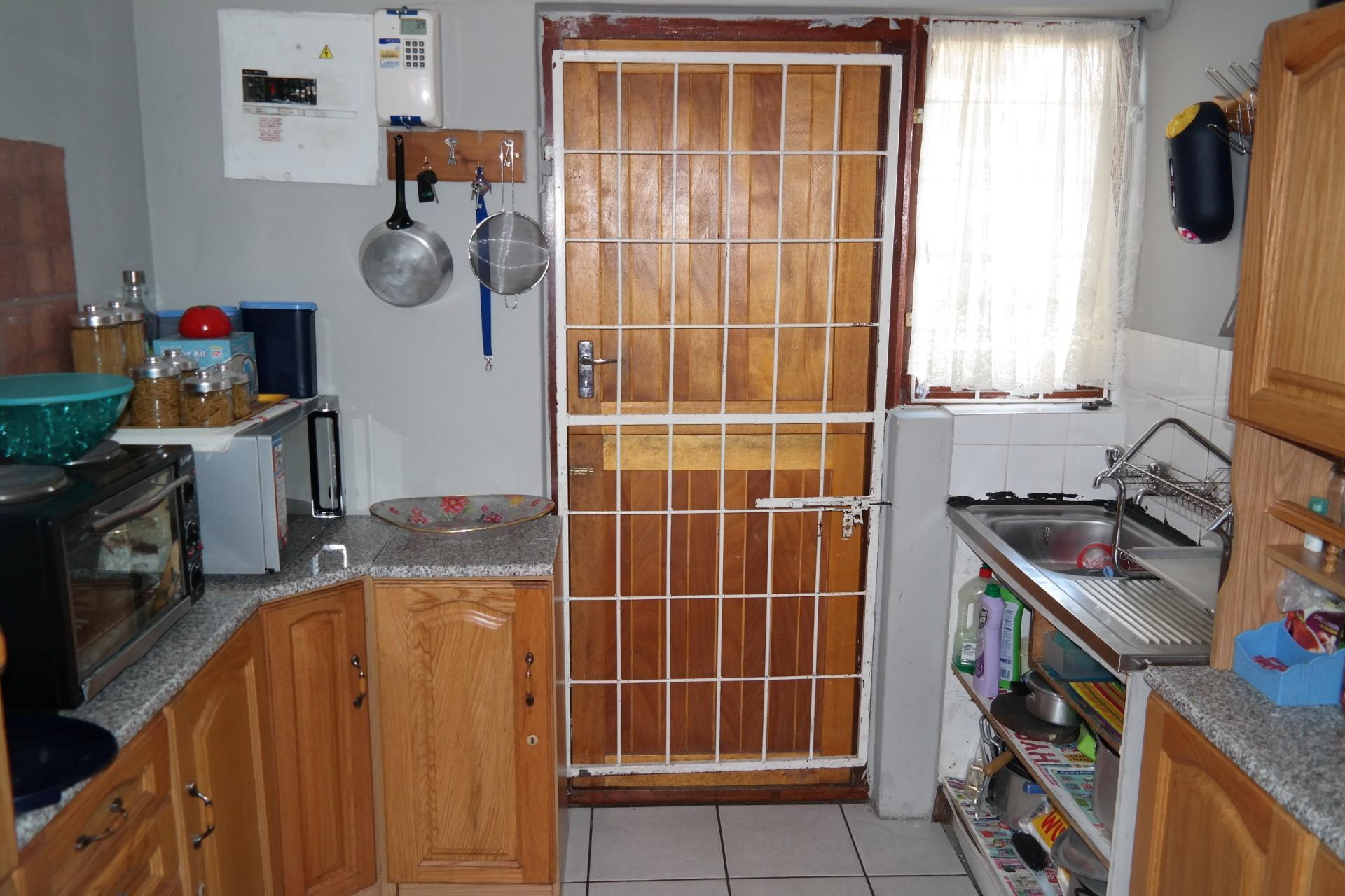 Kitchen - 5 square meters of property in Silversands
