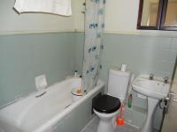 Main Bathroom - 2 square meters of property in Berea - DBN