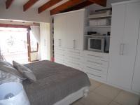 Main Bedroom - 22 square meters of property in Shakas Rock