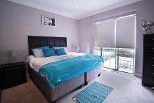Main Bedroom - 26 square meters of property in Six Fountains Estate