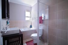 Bathroom 2 - 5 square meters of property in Six Fountains Estate