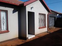 3 Bedroom 1 Bathroom House for Sale for sale in Protea Glen