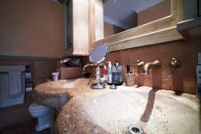 Main Bathroom - 16 square meters of property in Woodhill Golf Estate