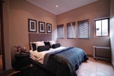 Bed Room 3 - 21 square meters of property in Woodhill Golf Estate