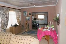 Dining Room - 37 square meters of property in Kempton Park