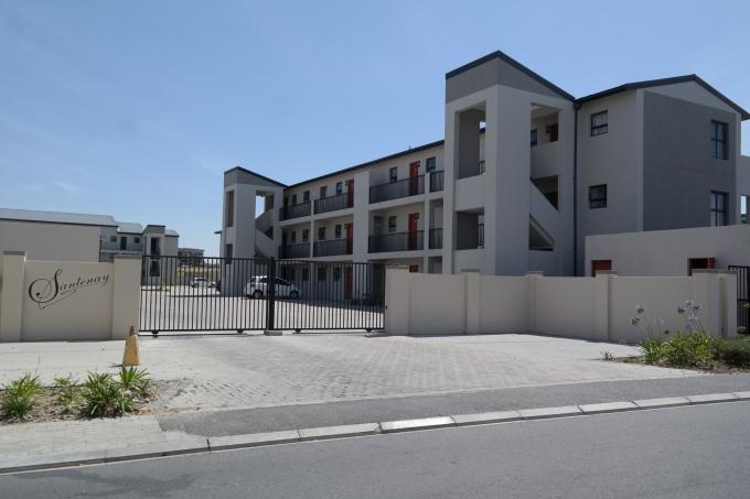 2 Bedroom Apartment for Sale For Sale in Burgundy Estate - Home Sell - MR121625