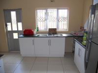 Kitchen - 9 square meters of property in Avoca Hills