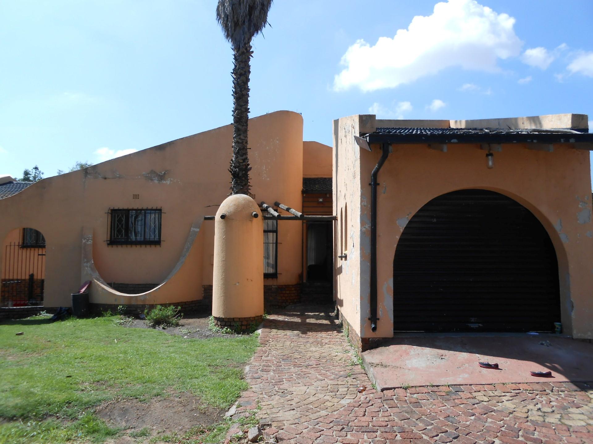 Front View of property in Birchleigh North