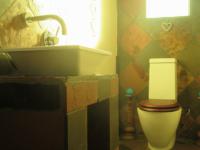 Bathroom 1 - 5 square meters of property in Sonneveld