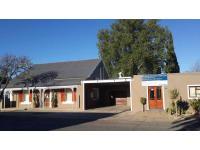 Front View of property in Beaufort West