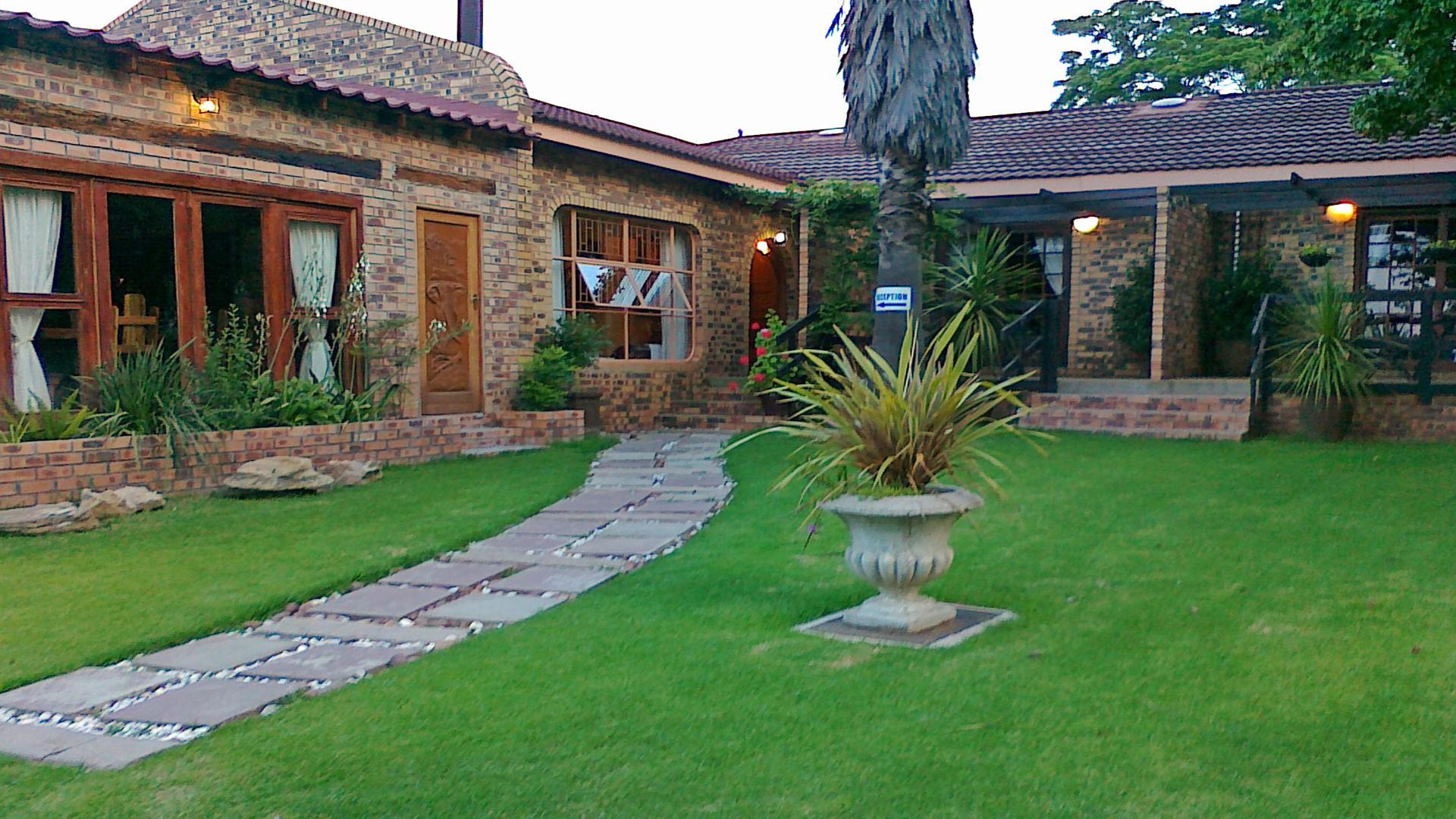 Front View of property in Ermelo