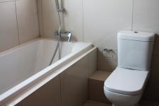 Bathroom 1 - 8 square meters of property in Heron Hill Estate