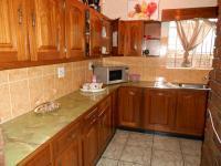 Kitchen - 26 square meters of property in Sunward park