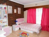 Bed Room 2 - 15 square meters of property in Sunward park