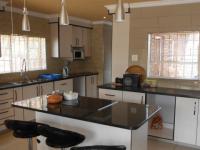 Kitchen - 26 square meters of property in Sunward park