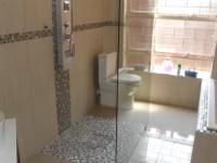 Main Bathroom - 8 square meters of property in Sunward park