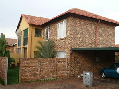 2 Bedroom Simplex for Sale For Sale in Highveld - Private Sale - MR12212