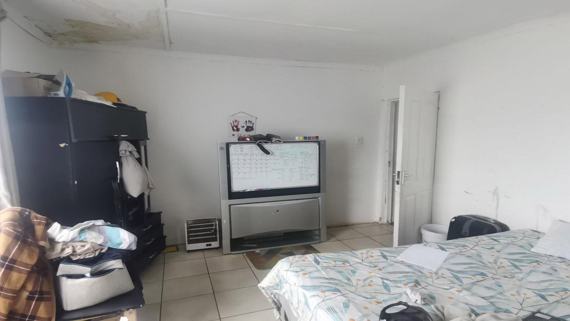 Bed Room 2 of property in Parsons Vlei