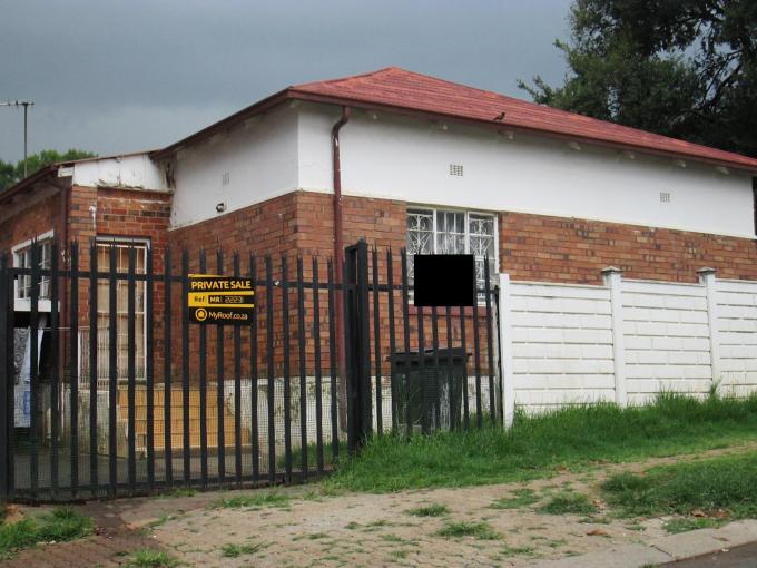 2 Bedroom House for Sale For Sale in Newlands - JHB - Private Sale - MR122231