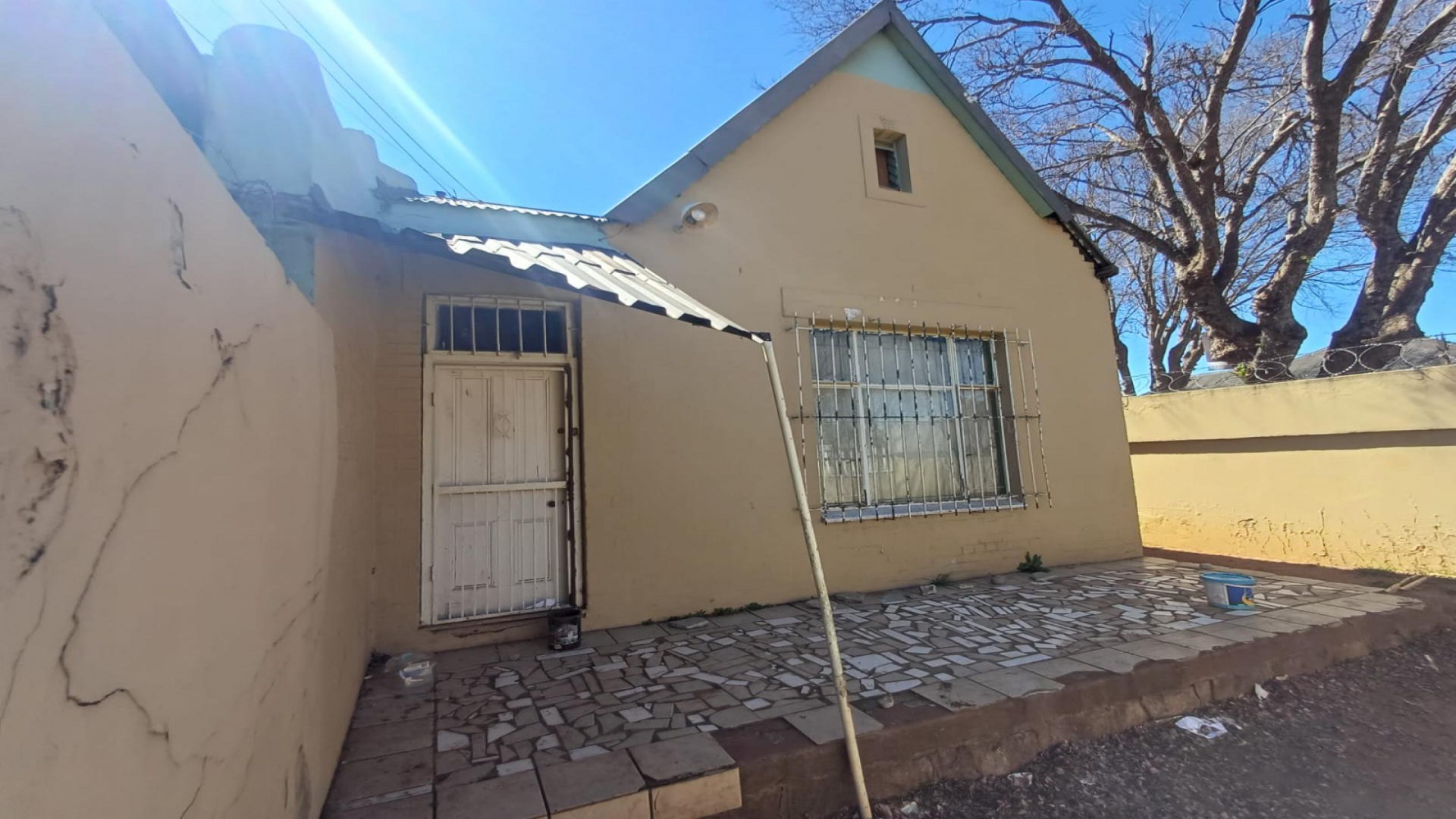 Front View of property in Roodepoort