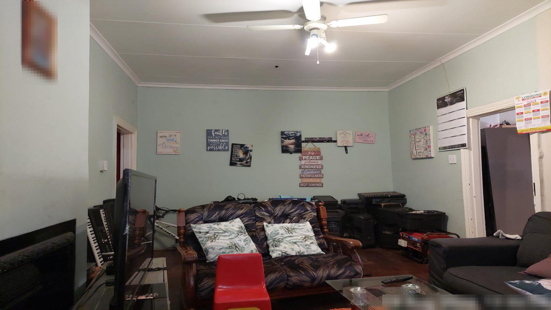 Lounges of property in Roodepoort