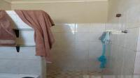 Bathroom 1 of property in Roodepoort
