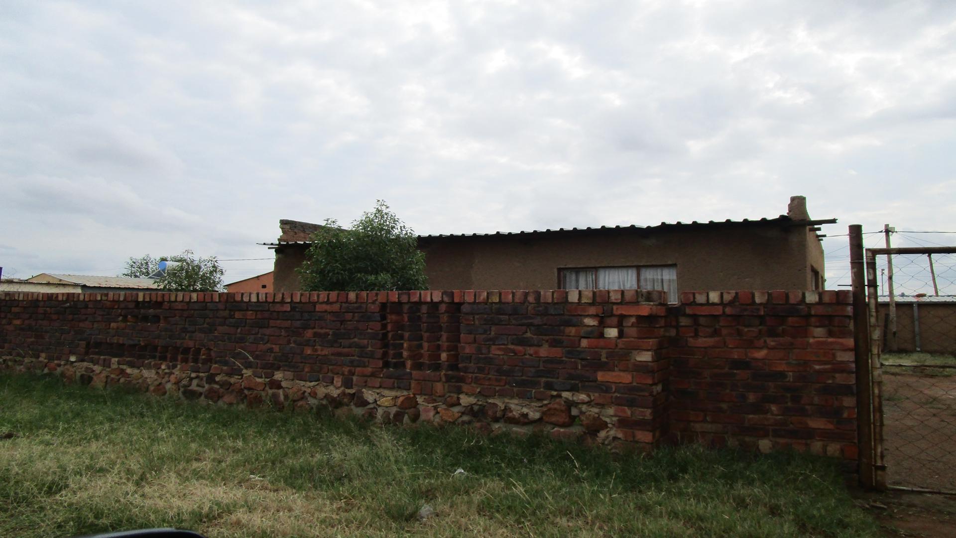 Front View of property in Mabopane