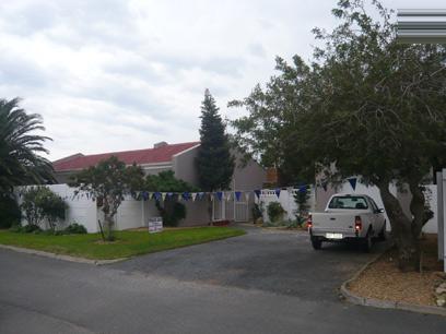 3 Bedroom House for Sale For Sale in Gordons Bay - Home Sell - MR12246