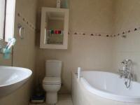 Main Bathroom - 8 square meters of property in Randburg