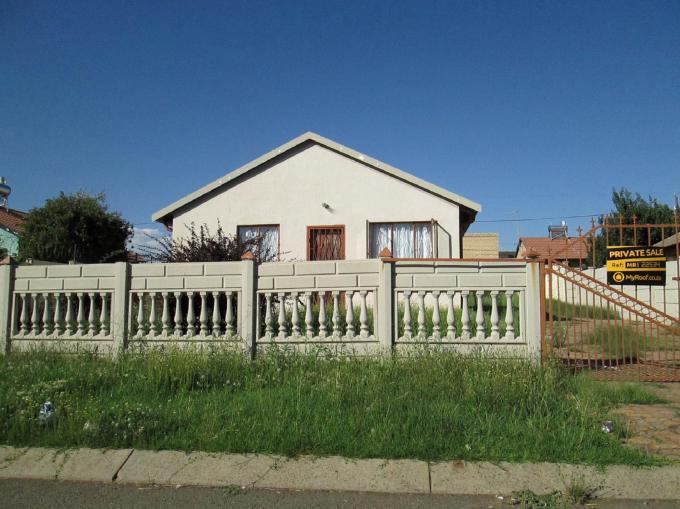 House for Sale For Sale in Lenasia South - Private Sale - MR122534