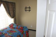 Bed Room 2 - 19 square meters of property in Tasbetpark