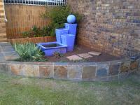 Garden of property in Casseldale