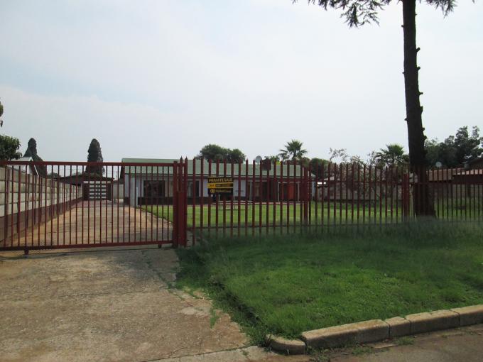 3 Bedroom House for Sale For Sale in Strubenvale - Private Sale - MR122582