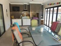 Dining Room - 28 square meters of property in Meyerton